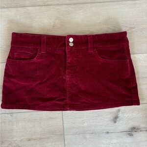 Low rise mini skirt